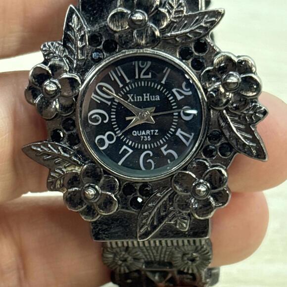 Women's Fashion Watch Set of 3 - Picture 5 of 11